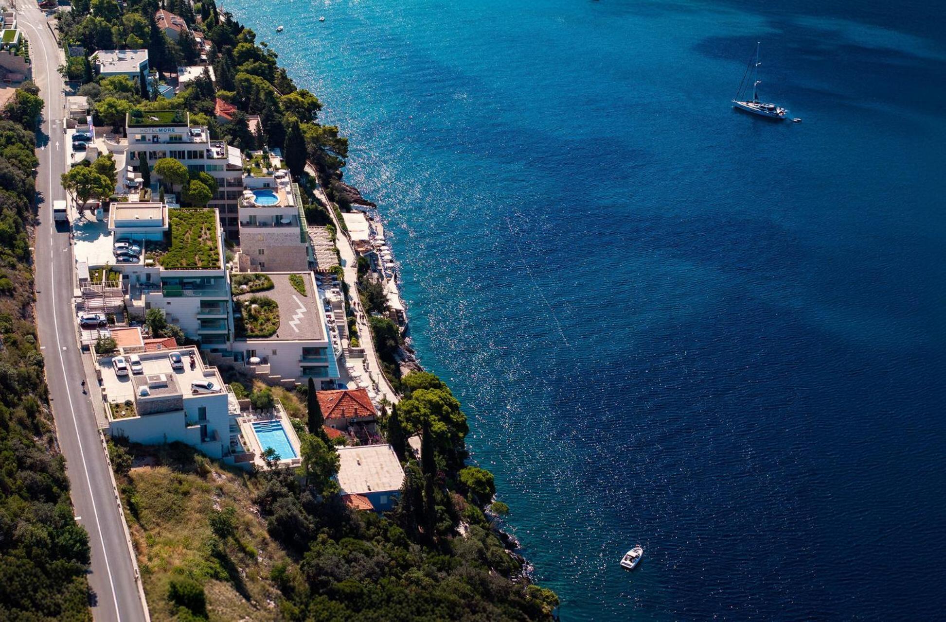 فندق More دوبروفينك المظهر الخارجي الصورة Aerial view of the village