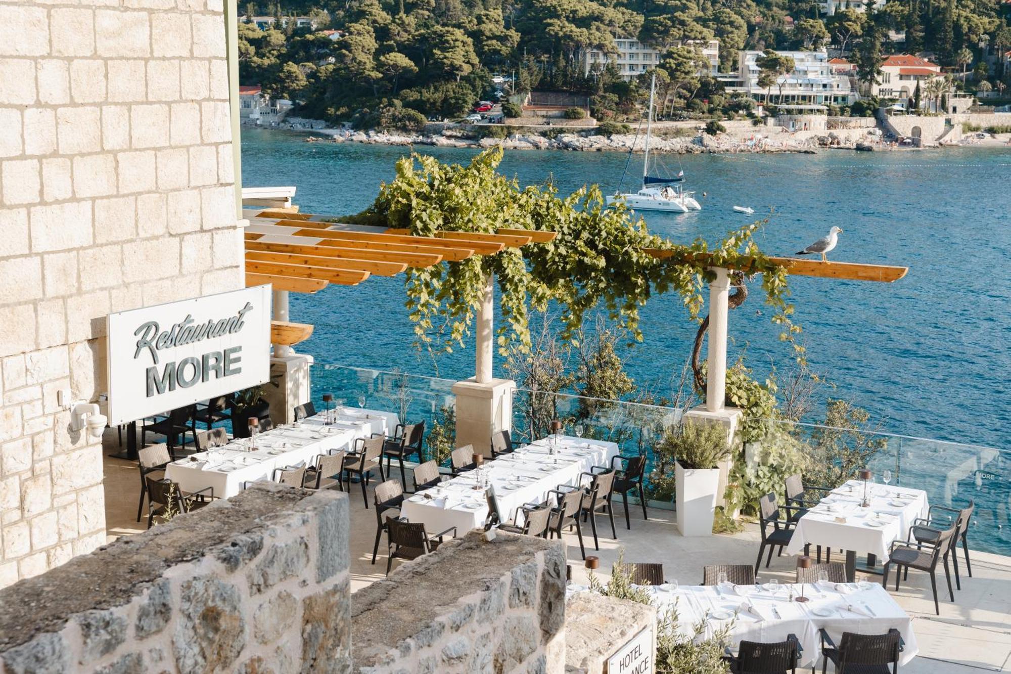 فندق More دوبروفينك المظهر الخارجي الصورة Restaurant "Panorama"
